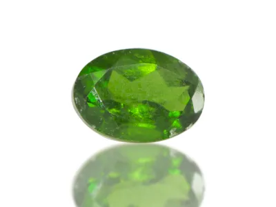 Granat verde
