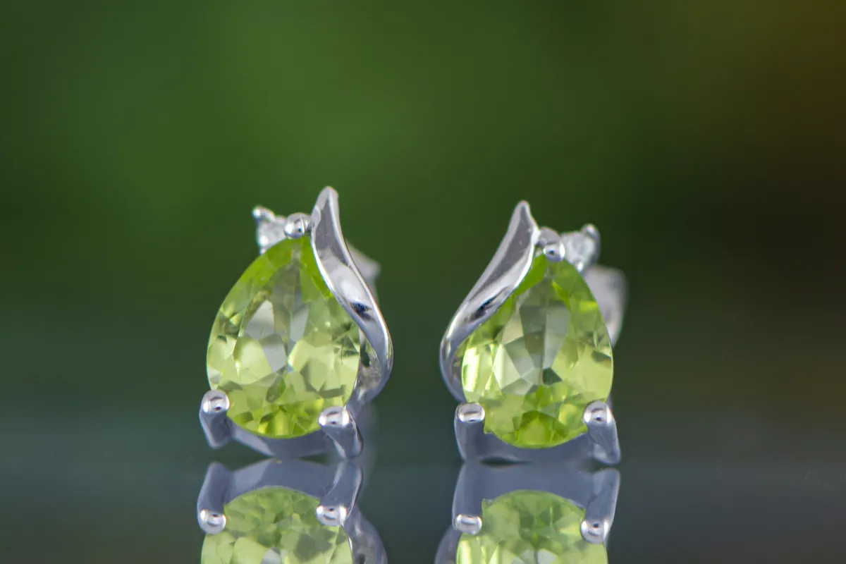 Cercei cu Peridot