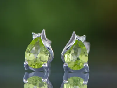 Cercei cu Peridot