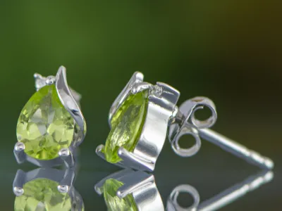 Cercei cu Peridot