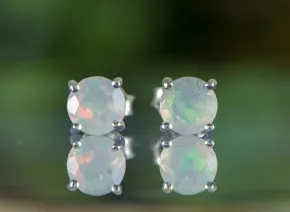 Cercei cu Opal 5mm