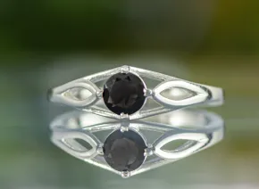 Inel cu Turmalină Neagră 5mm