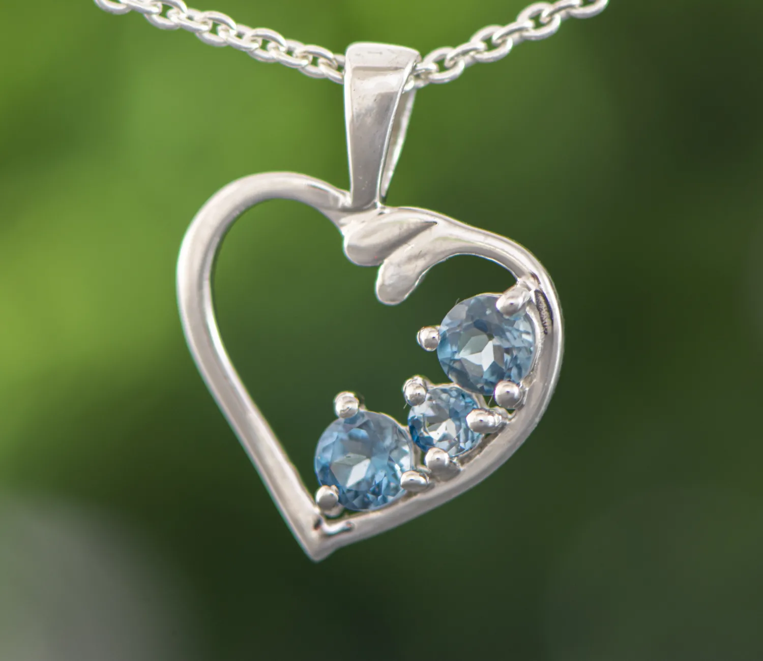Topaz Albastru