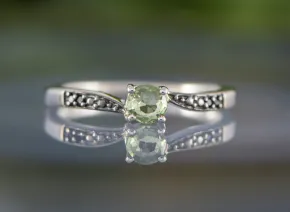 Inel cu Safir Verde