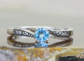 Inel din Argint cu Topaz Albastru