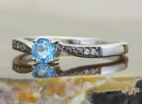 Inel din Argint cu Topaz Albastru