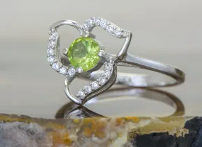 Inel din Argint cu Peridot