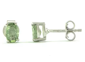Cercei din argint cu safir verde