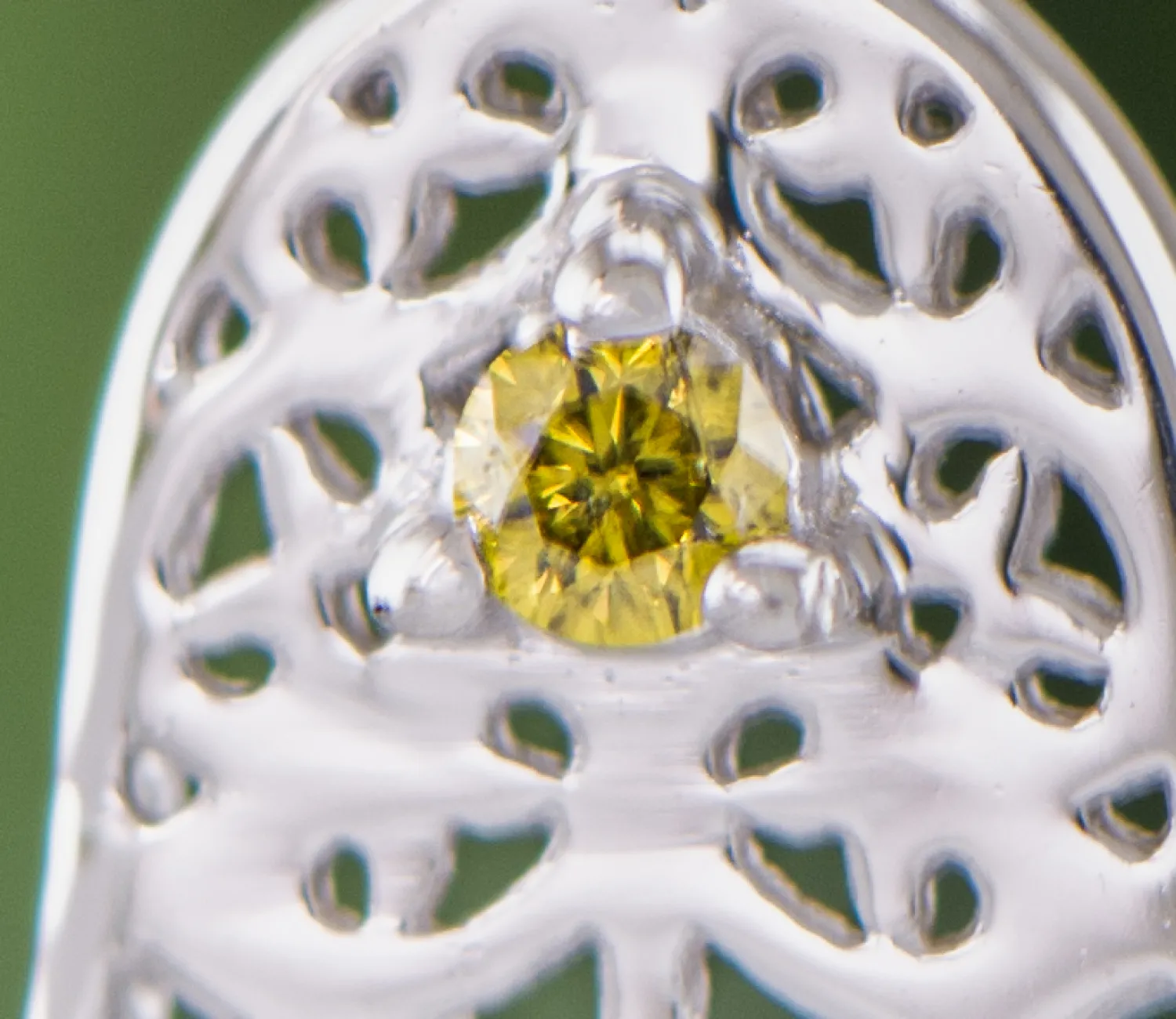 Mana Hamsa cu Diamant Galben
