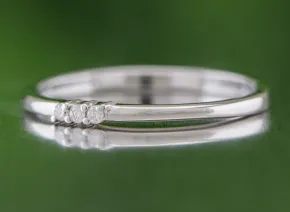 Inel elegant din argint cu diamante